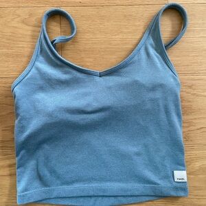 Vuori halo performance crop tank top small blue